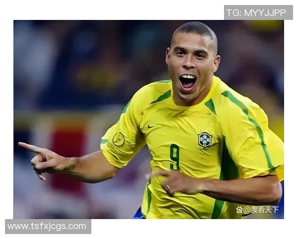 足球传奇永恒回忆:铭刻球星足迹与辉煌瞬间的纪念之旅